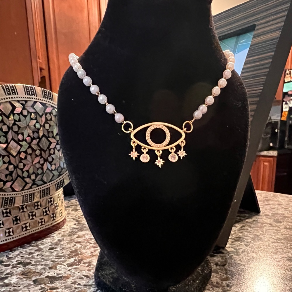 Women’s accessory - Picture 3 of 4